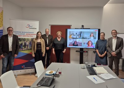 Der Lenkungsaustausch von Tandem tagt