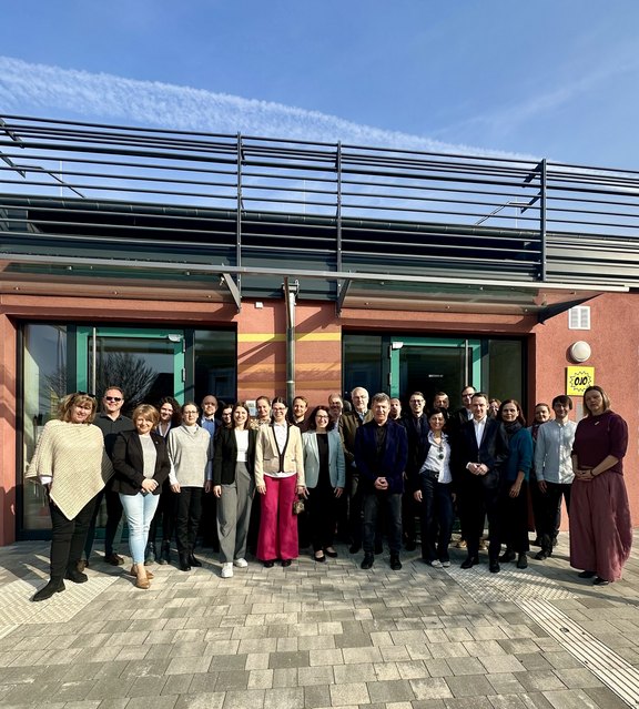 Die Mitglieder des Deutsch-Tschechischen Jugendrats besuchten den offenen Kinder- und Jugendtreff in Gemeinde Oberhaid.