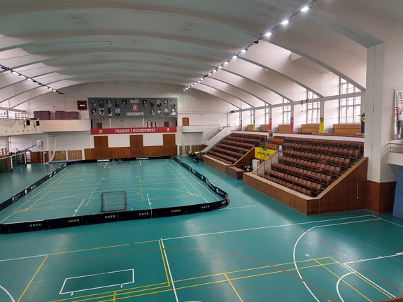 Das Bild zeigt die Sport- und Begegnungsstätte der Sokol-Einheit Královské Vinohrady.