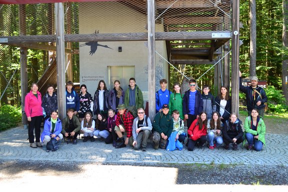 Zwei Schulklassen aus Deutschland und Tschechien treffen sich im Nationalpark Bayerischer Wald